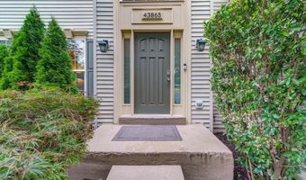 43865 LAUREL RIDGE Dr, Ashburn, VA 20147