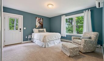 271 Red Gate Ln, Acton, ME 04001