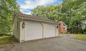 159 Woodland Rd, Hampton, NH 03842