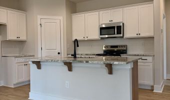 158 Spring Meadows Dr, Aberdeen, NC 28315
