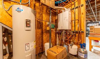 114 N Main St, Aurora, MN 55705