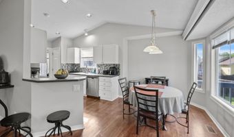 4359 N Rushwood Ct, Bel Aire, KS 67226
