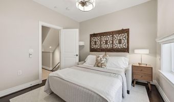 223 MONTGOMERY, Alexandria, VA 22314