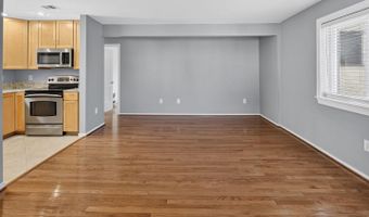 8923 BATTERY Pl #24, Bethesda, MD 20814