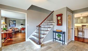 96 Windsong Rd, Cumberland, RI 02864