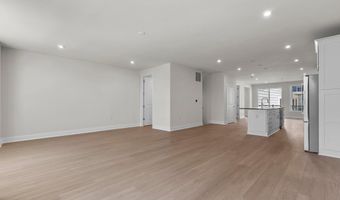 44510 LOWESTOFT Sq, Ashburn, VA 20147