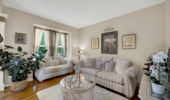 7 ROCK RIVER Ct, Algonquin, IL 60102