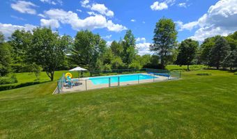 155 Hillwinds North Rd, Brattleboro, VT 05301