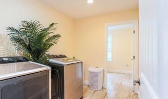 7313 BYRNELEY Ln, Annandale, VA 22003