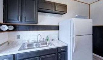 410 E Taylor Ave, Arkansas City, KS 67005