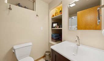 824 Tennyson Ave, Ames, IA 50014