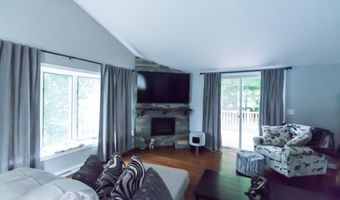 19 Garfield Rd, Bristol, CT 06010