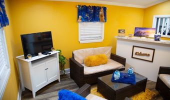 93 Bell, Baxley, GA 31513