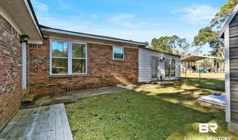 13545 Lyons Ave, Bayou La Batre, AL 36509