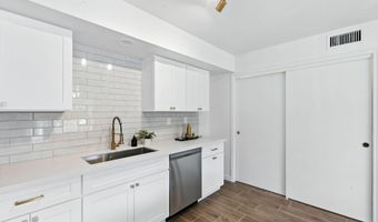 6454 E PASO NUEVO Dr 101, Cave Creek, AZ 85331