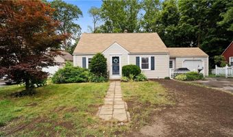 74 Algonquin Rd, East Providence, RI 02916