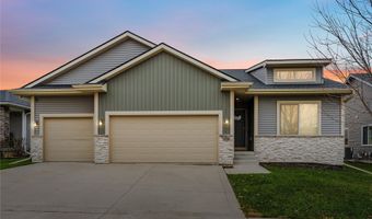 1324 Tuscany Dr SE, Altoona, IA 50009