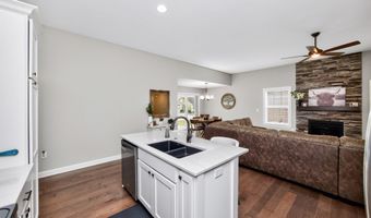 2719 SW Prairie Trail Pkwy, Ankeny, IA 50023