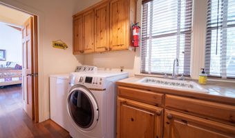 4955 Uakea Rd, Hana, HI 96713