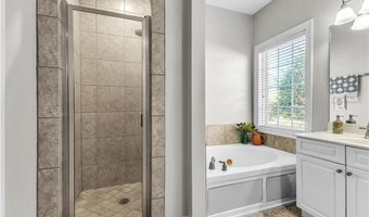 1723 VFW Rd, Auburn, AL 36830