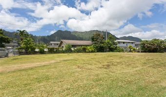 45-523 Halekou Rd B, Kaneohe, HI 96744