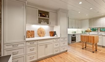 630 Cobb Rd, Highlands, NC 28741