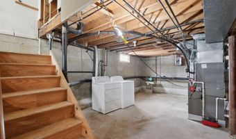 1124 Spray Ave, Beachwood, NJ 08722