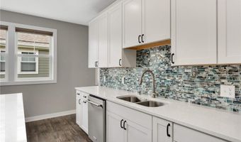 15590 Duck Trail Ln, Apple Valley, MN 55124