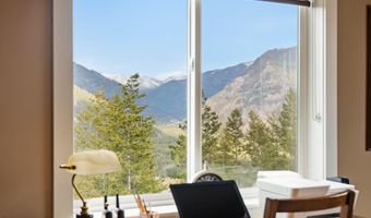 374 Carbine Dr, Clark Fork, ID 83811