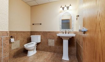 4620 GRANDVIEW Ave 201, Cheyenne, WY 82009