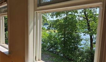 2 Chapel Ln, Lincoln, RI 02865