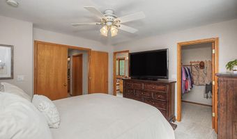 3020 Redbud Cir, Ames, IA 50014