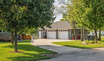 2111 Robins Nest SE, Alexandria, MN 56308