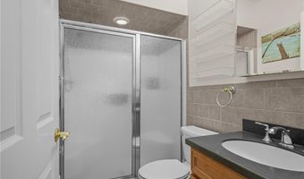 200 Roger Williams Ave 109, East Providence, RI 02916