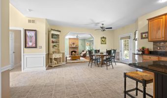 4 Monticello Dr, Amherst, NH 03031