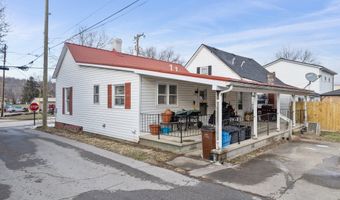 414 E 2nd St, Augusta, KY 41002