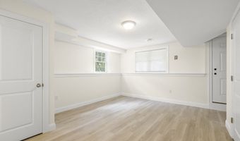 5-7 W Chapel, Abington, MA 02151