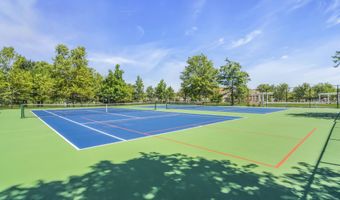 40 Bunker Hill Dr, Allentown, NJ 08501