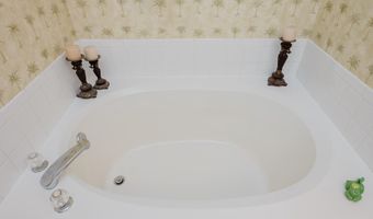 223 ST JUSTIN Dr, Aberdeen, MD 21001