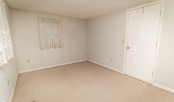 105 S Dubuque St, Albion, IA 50005