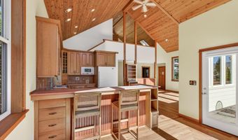 307 Hillcrest St, Ashland, OR 97520