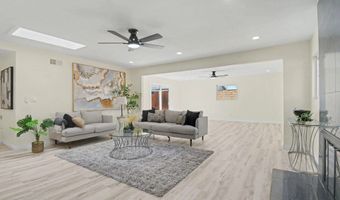 559 Glencrest Dr, San Diego, CA 92139