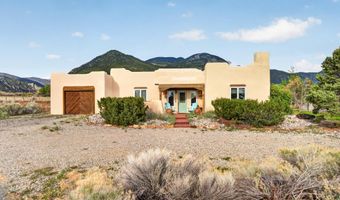 11 Los Altos, Arroyo Seco, NM 87514