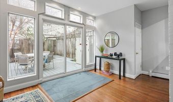 2714 WOODLEY Pl NW, Washington, DC 20008