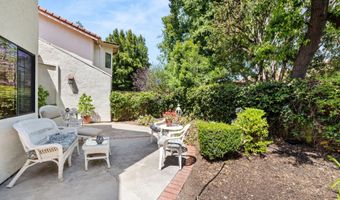 30430 Passageway Pl, Agoura Hills, CA 91301