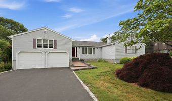 7 Dogwood Dr, Ansonia, CT 06401