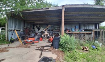 400 Hopkins St, Alba, TX 75410