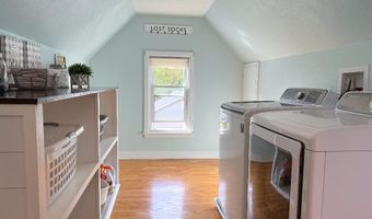 1403 N ONEIDA St, Appleton, WI 54911