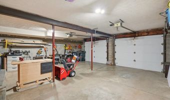 1155 Romayne Dr, Akron, OH 44313
