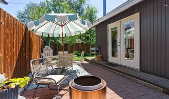 820 NW 12th St, Bend, OR 97703